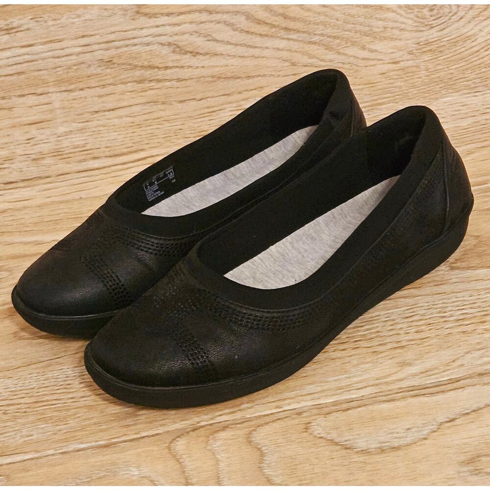 Clarks Cloud Steppers Ladies Slip On Shoes Size US 6.5M Black Cushion Soft